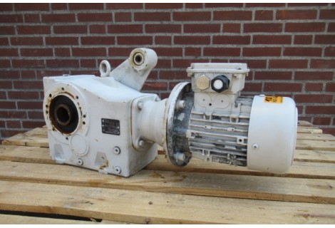 10 RPM 0,75 KW Asmaat 40 mm. Unused